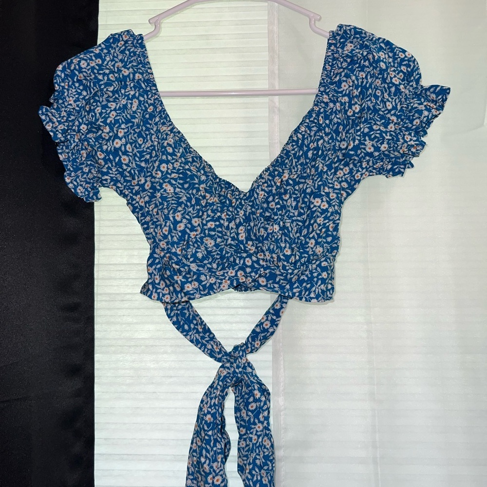 SHEIN Blue and White Tie Back Crop Top (S)